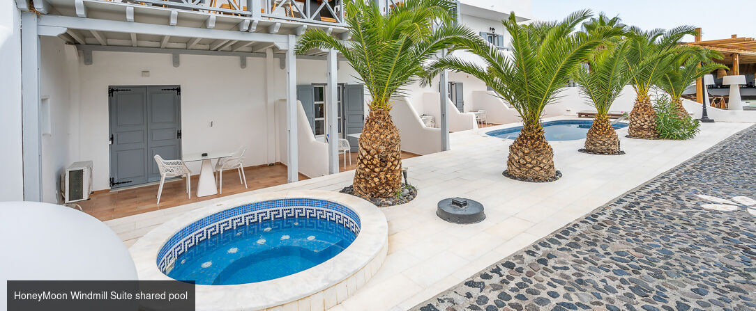 Smy Mediterranean White Santorini ★★★★ - Luxe et raffinement dans un cadre de rêve sur un joyau des Cyclades. - Santorini, Greece