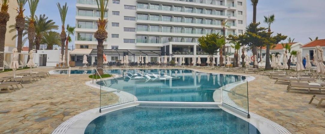 Bohemian Gardens Hotel ★★★★ - Une adresse contemporaine à Protaras, entre douceur chypriote et esprit bohème chic. - Protaras, Chypre