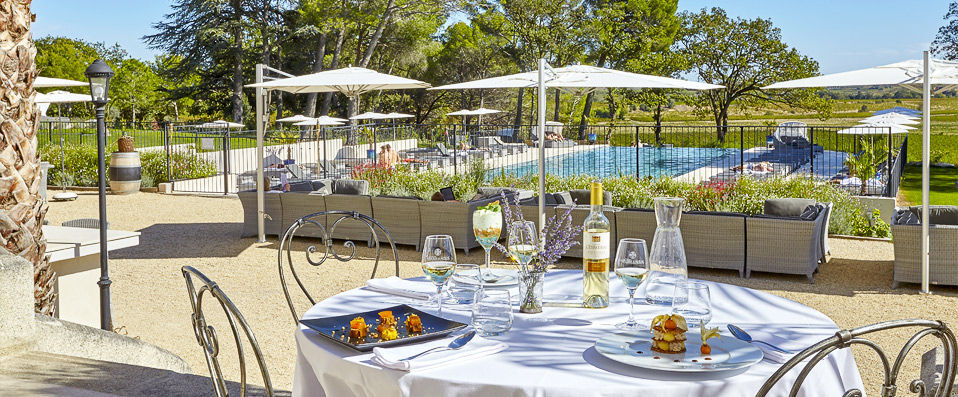 Château St Pierre de Serjac ★★★★ - dernière minute - Escapade d’exception au cœur d’un paisible domaine viticole d’Occitanie. - Occitanie, France