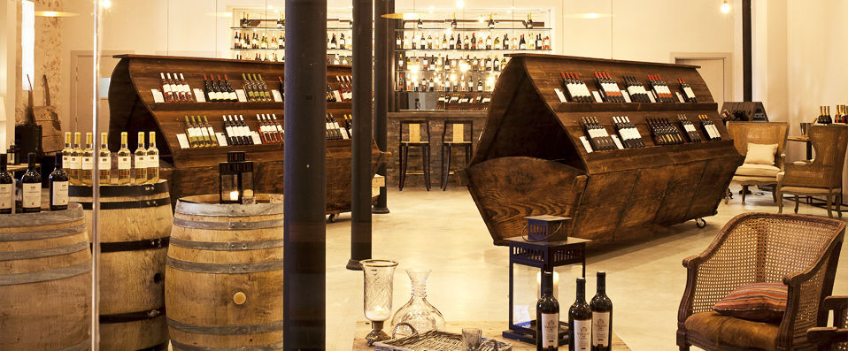 Château St Pierre de Serjac ★★★★ - dernière minute - Escapade d’exception au cœur d’un paisible domaine viticole d’Occitanie. - Occitanie, France