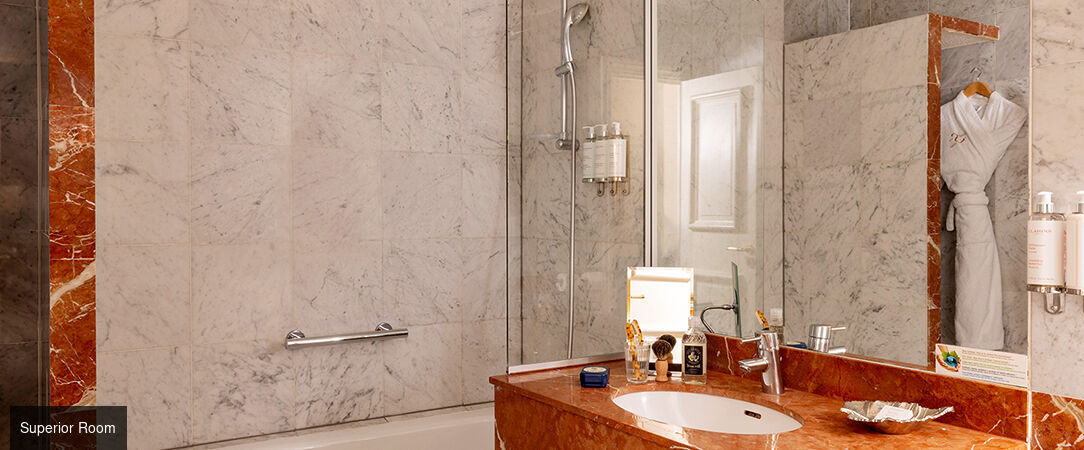 Hotel de Seine - Embrace Parisian elegance in the heart of Saint-Germain-des-Prés. - Paris, France