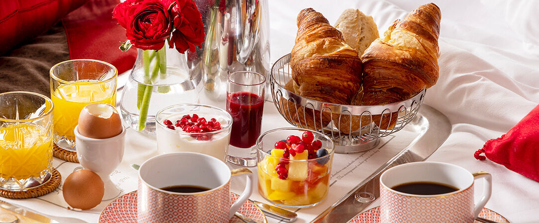 Hotel de Seine - Embrace Parisian elegance in the heart of Saint-Germain-des-Prés. - Paris, France