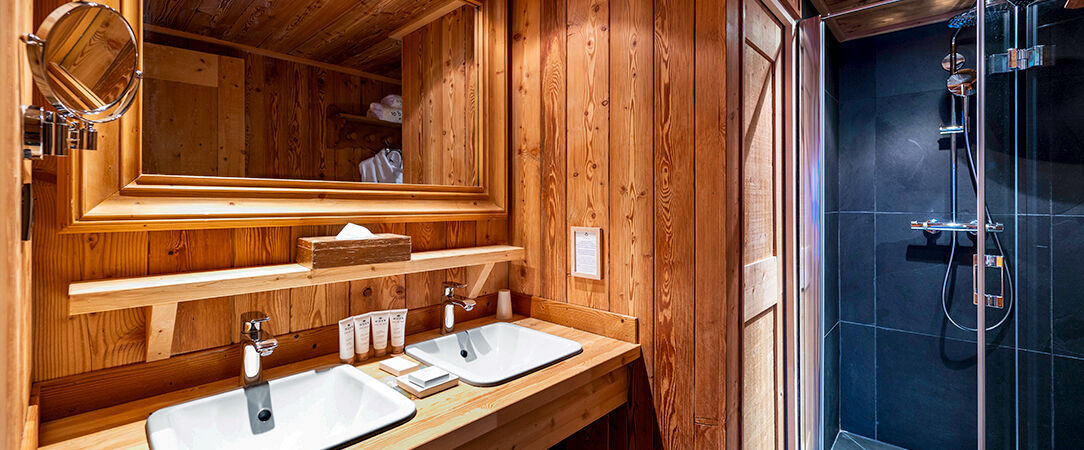 Hôtel Au Chamois d'Or by Les Etincelles ★★★★★ - Superbe adresse dans les Alpes pour profiter de la montagne été comme hiver. Disponibilités également pour l'été 2024. - L'Alpe-d'Huez, France