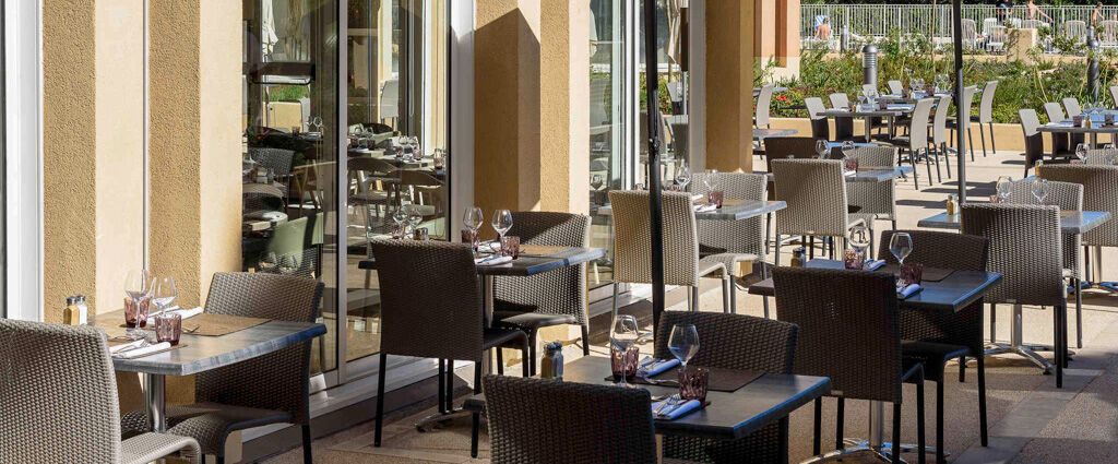 Hôtel Mercure Thalasso & Spa Port-Fréjus ★★★★ - Adresse idéale pour un séjour en toute décontraction sous le soleil de la Riviera française. - Fréjus, France