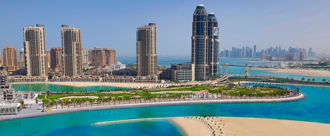 The Ritz Carlton, Doha ★★★★★ - Plage privée & spa de classe mondiale : le luxe qatarien dans un joyau au bord du golfe Persique. - Doha, Qatar