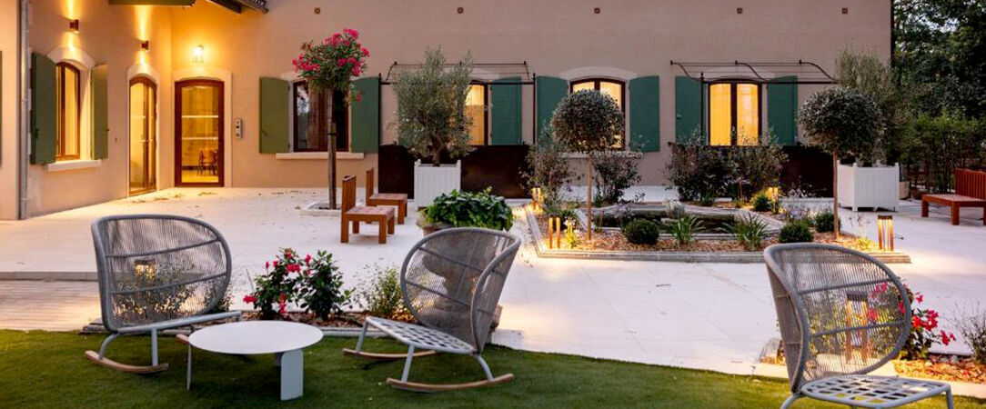 La Bastide Bourrelly - Mathias Dandine ★★★★★ - Dernière minute - Adresse provençale gourmande entre traditions, élégance & authenticité. - Bouches-du-Rhône, France