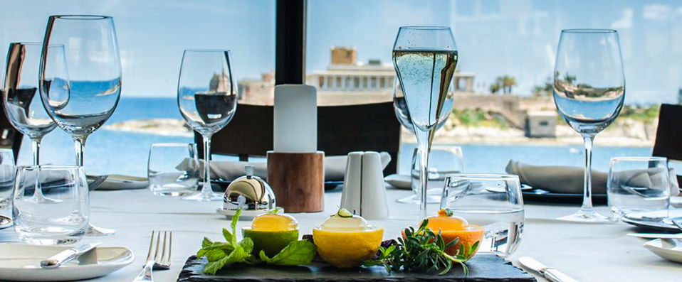 Corinthia St George's Bay - The perfect combination of luxury and comfort on the beautiful Maltese coast. - Saint Julian's, Malta