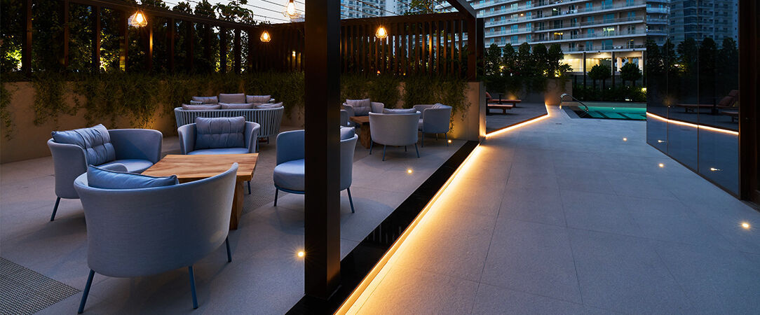 Revier Dubai Hotel ★★★★ - Where Swiss simplicity meets modern nomads for unforgettable experiences. - Dubai, United Arab Emirates