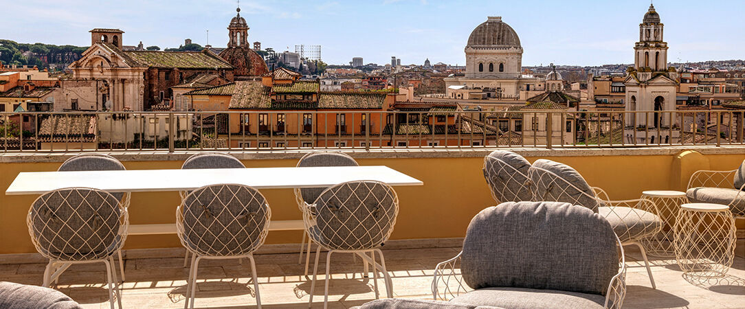TEST Radisson Collection Hotel, Roma Antica ★★★★★ - Un établissement design luxueux au cœur historique de Rome. - 