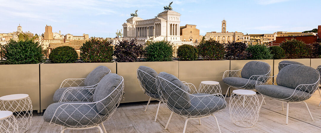 TEST Radisson Collection Hotel, Roma Antica ★★★★★ - Un établissement design luxueux au cœur historique de Rome. - 