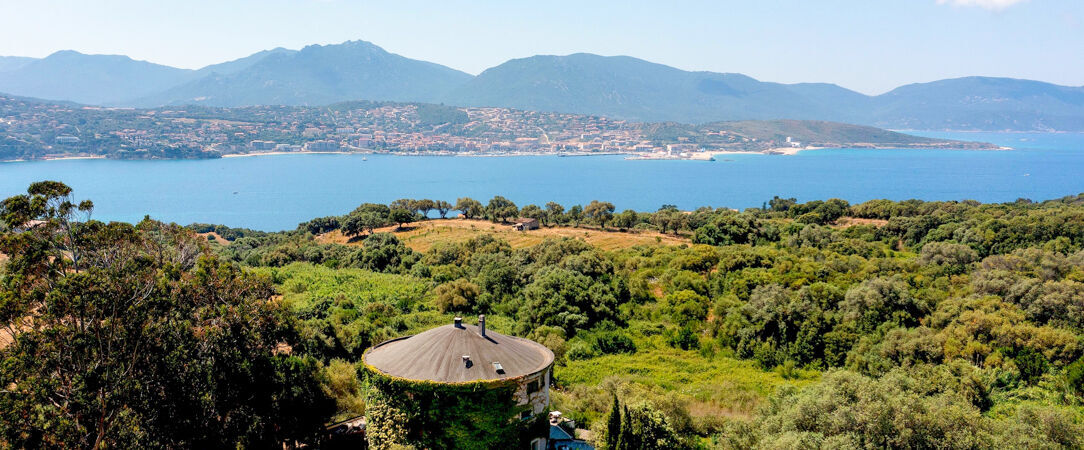 Hostellerie du Moulin des Oliviers ★★★★★ - Paradis secret au cœur du maquis Corse. - Corse, France