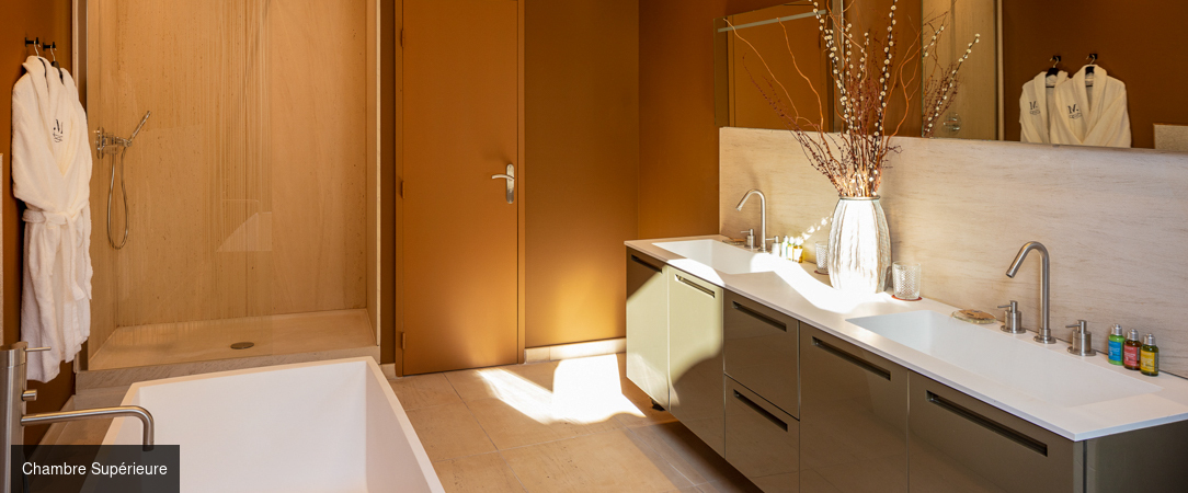 Margaret-Hôtel Chouleur ★★★★ - Parenthèse élégante, inspirante et luxueuse dans un splendide hôtel particulier du cœur de Nîmes. - Nîmes, France