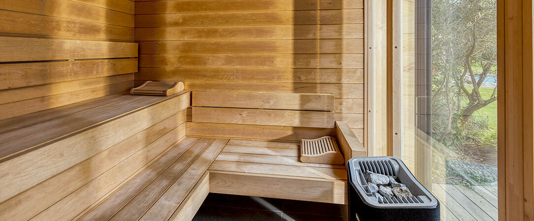 Best Western Plus Hotel Le Lavarin ★★★★ - Dernière minute - Un hôtel plein de charme et de confort, point de chute idéal pour visiter Avignon. - Avignon, France