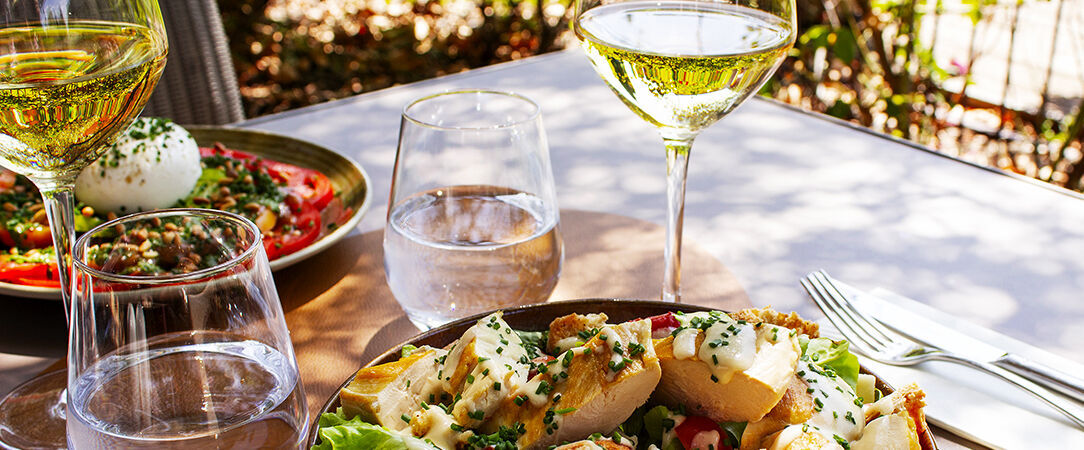 Best Western Plus Hotel Le Lavarin ★★★★ - Dernière minute - Un hôtel plein de charme et de confort, point de chute idéal pour visiter Avignon. - Avignon, France