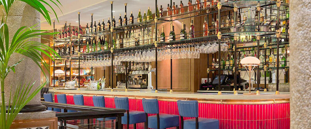 Boutique Hotel H10 Villa de la Reina ★★★★ - Des chambres élégantes dans un bel immeuble de Gran Vía. - Madrid, Espagne