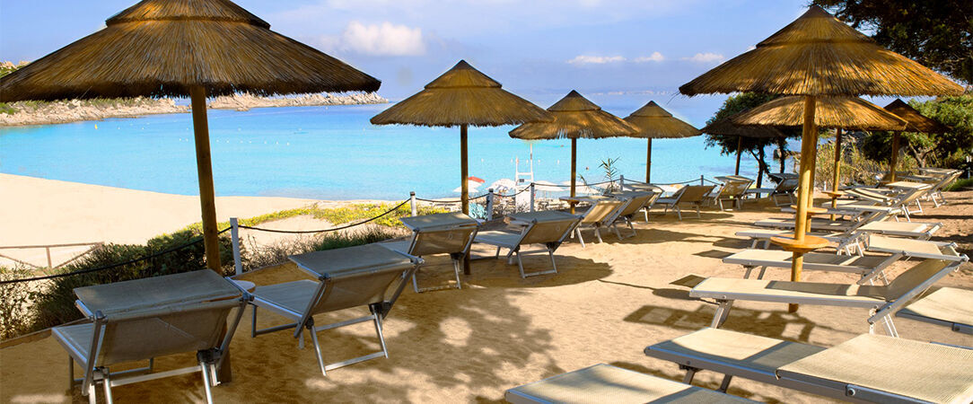 Hotel Moresco	★★★★ - Un hôtel charmant et moderne avec vue sur la mer en Sardaigne. - Sardinia, Italy
