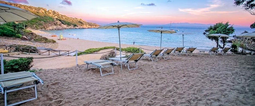 Hotel Moresco	★★★★ - Un hôtel charmant et moderne avec vue sur la mer en Sardaigne. - Sardinia, Italy