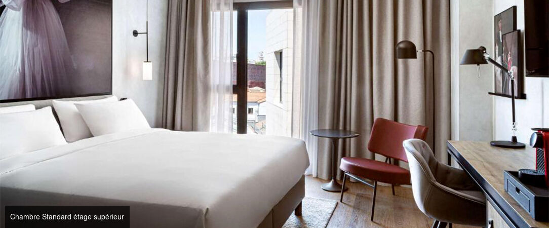 Radisson RED Madrid ★★★★ - Échappée artistique & gourmande au cœur du Triangle d’Or de Madrid. - Madrid, Espagne