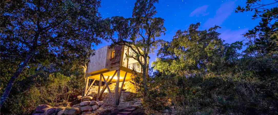 Domaine de Casanghjulina - An enchanting mountain getaway with luxury cabins overlooking the sea. - Corsica, France