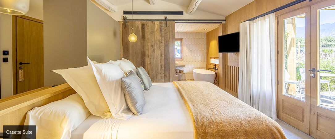 Domaine de Casanghjulina - An enchanting mountain getaway with luxury cabins overlooking the sea. - Corsica, France