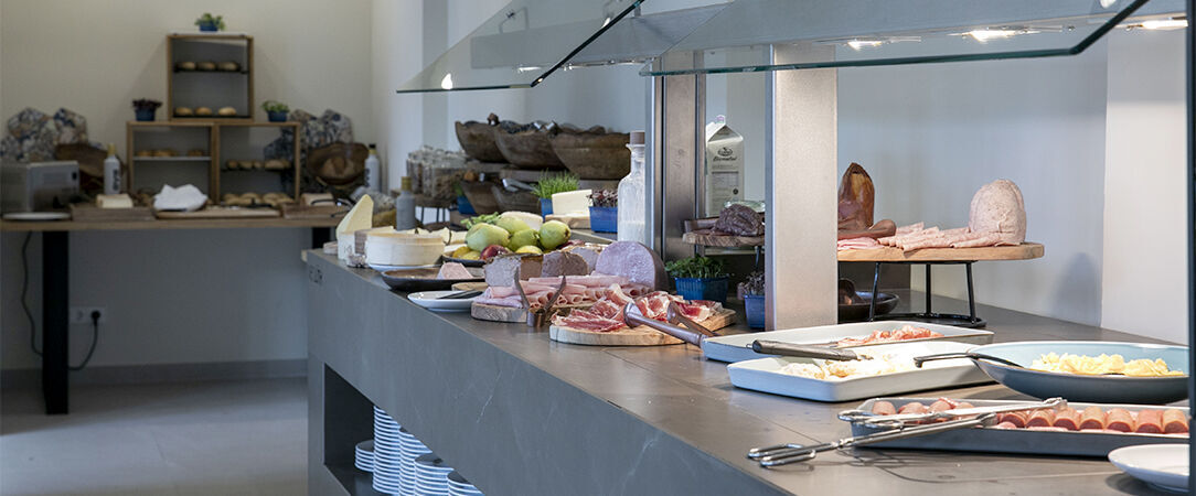 Hotel Evenia Coral Boutique ★★★★ - Sun, sea, and serenity await you in beautiful l'Estartit. - Costa Brava, Spain