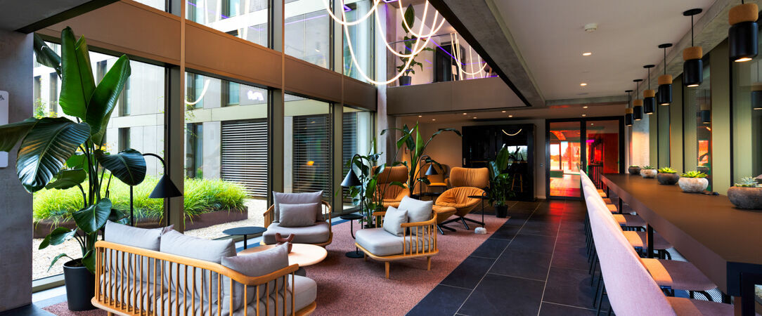 Yotel Geneva Lake ★★★★ - Discover serenity and style on the shores of Lake Geneva. - Geneva, Switzerland