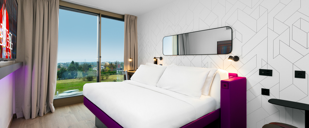 Yotel Geneva Lake ★★★★ - Une adresse innovante et design à la frontière franco-suisse. - Genève, Suisse