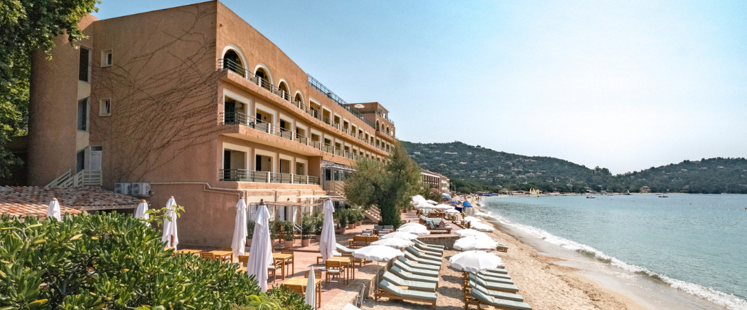 Surplage Hotel Cavalière ★★★★ - A French Riviera hotel set right on the beachfront. - French Riviera