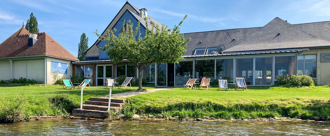 Eden Park hôtel - A lakeside hotel surrounded by French countryside. - Normandy, France