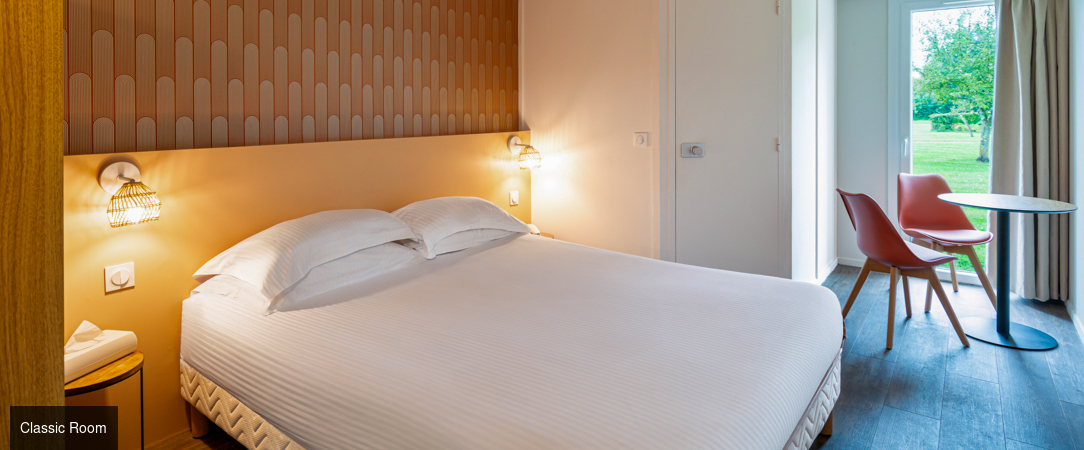 Eden Park hôtel - A lakeside hotel surrounded by French countryside. - Normandy, France