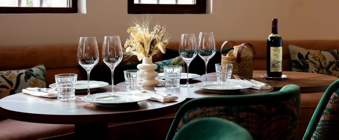 La Bastide Bourrelly ★★★★★ - Mathias Dandine - Vivez l’expérience d’un menu Formule Comptoir Bourrelly inclus pour faire de votre séjour une véritable parenthèse culinaire. - Bouches-du-Rhône, France