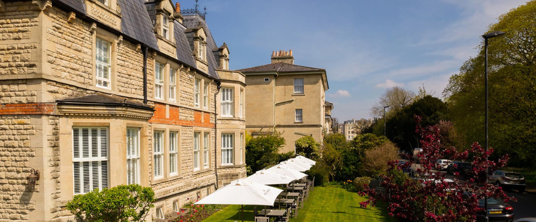 The Roseate Villa Bath ★★★★★ - Relaxation and comfort surrounded by greenery. - Bath, United Kingdom