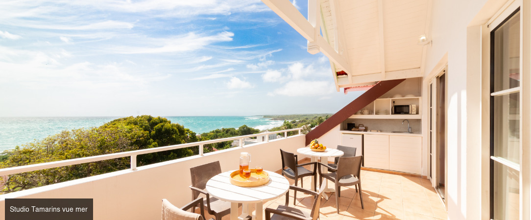 Village Pierre & Vacances - Sainte-Anne Guadeloupe - Océan et pieds dans le sable : voyage caribéen dans l’exotique guadeloupéen. - Guadeloupe, France