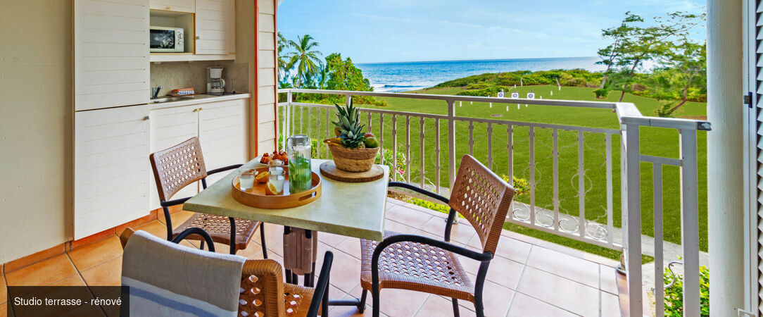 Village Pierre & Vacances - Sainte-Anne Guadeloupe - Océan et pieds dans le sable : voyage caribéen dans l’exotique guadeloupéen. - Guadeloupe, France