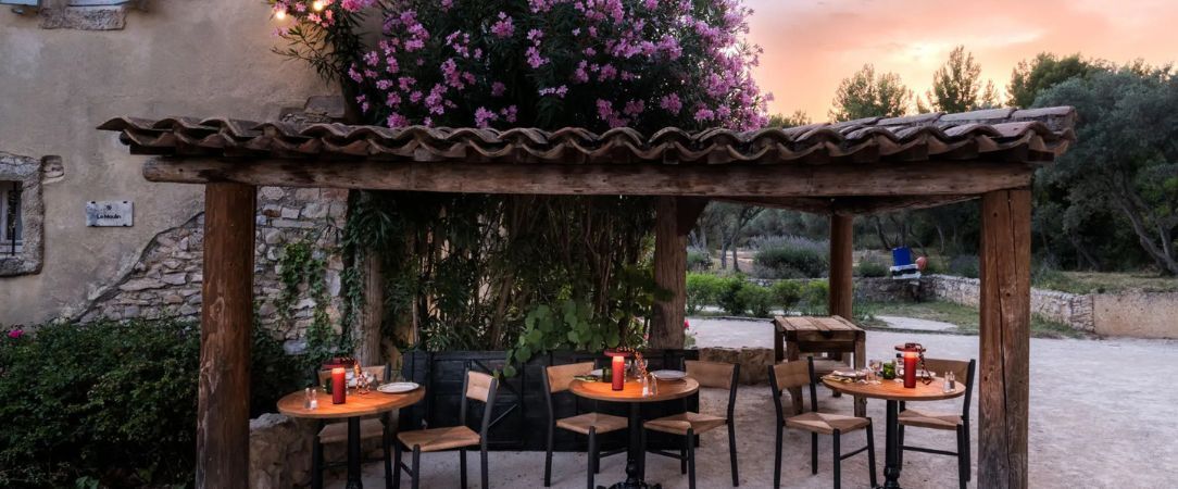 Les Petites Maisons - Le Hameau des Baux ★★★★ - Dernière minute - Une nuit somptueuse dans un village-hôtel au cœur de la Provence telle que décrite par Giono et peinte par Cézanne. - Provence-Alpes-Côte d'Azur, France