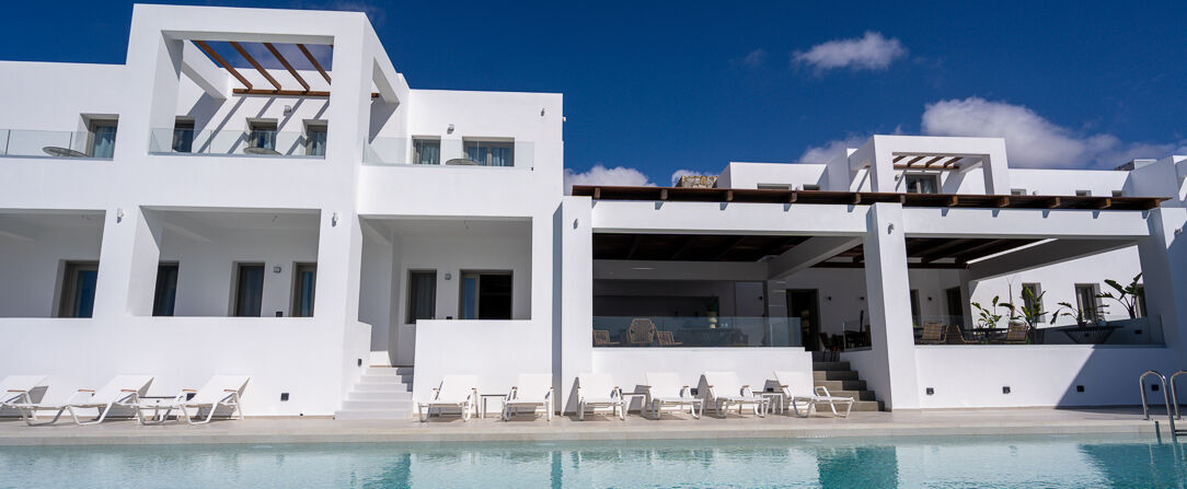 Kouros Blanc Paros ★★★★★ - Cyclade : nouvel établissement très chic et balcon sur l’azur de l’Égée. - Paros, Grèce