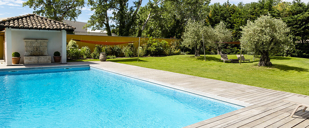 Best Western Plus Hotel Le Lavarin ★★★★ - Charming & tranquil stay in Avignon. - Avignon, France