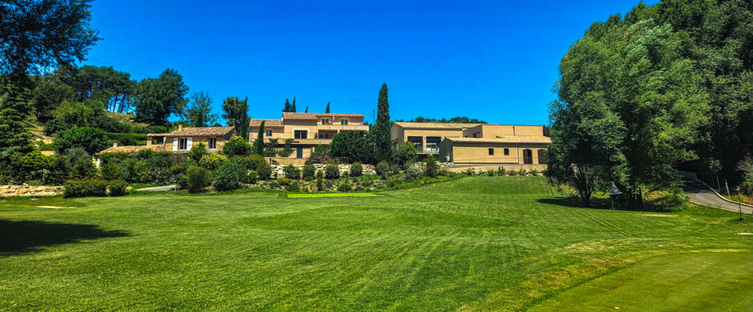 Domaine Ribiera Spa & Golf ★★★★★ - Toutes les saveurs de la Provence dans un cadre 5 étoiles. - Luberon, France