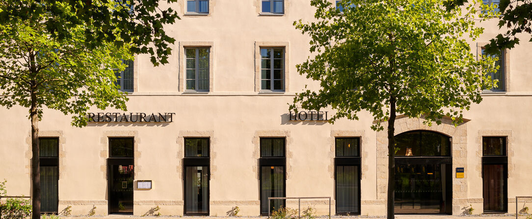 Square Lodge Hotel La Roche sur Yon – Handwritten Collection ★★★★ - Un cocon au centre de la Roche-sur-Yon, parfait pour explorer la Vendée. - La Roche-sur-Yon, France