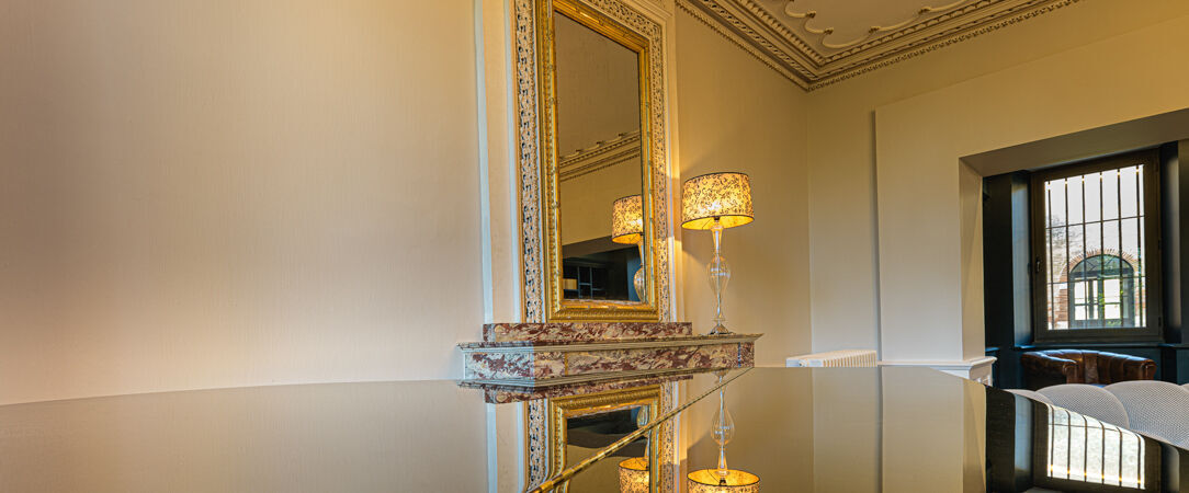 Domaine de La Monestarié - Chambres d’hôtes d’exception dans une maison aux airs de villa italienne au cœur de la campagne occitane. - Occitanie, France