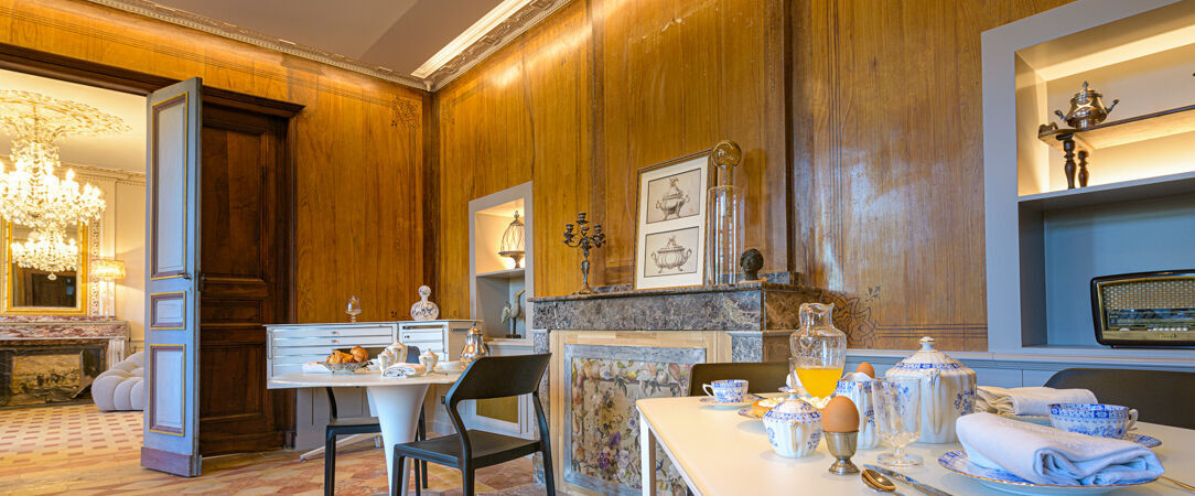 Domaine de La Monestarié - Chambres d’hôtes d’exception dans une maison aux airs de villa italienne au cœur de la campagne occitane. - Occitanie, France