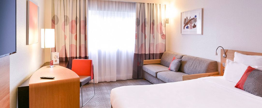 Novotel Marne-la-Vallée Collégien ★★★★ - Pied-à-terre cosy et confortable, quiétude et convivialité à Marne-la-Vallée. - Marne-la-Vallée, France