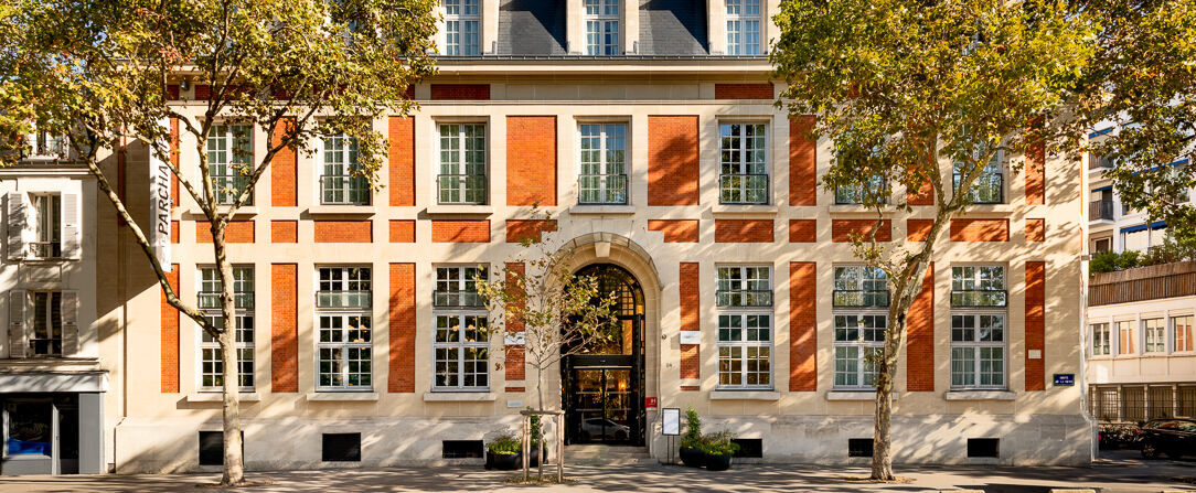 Le Parchamp, Tribute portfolio Hotel, Paris Boulogne ★★★★ - Stylish four-star stay in leafy and prestigious Boulogne-Billancourt. - Boulogne-Billancourt, France