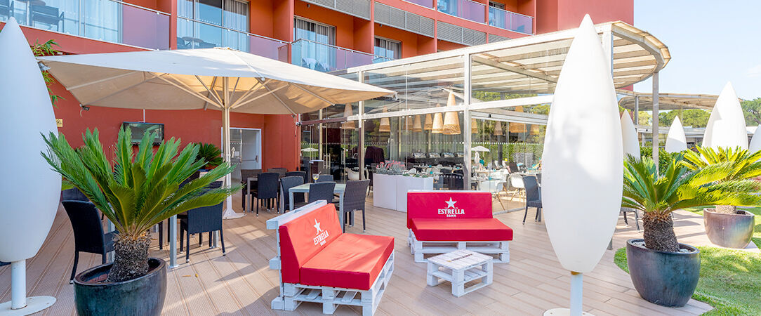 Aqua Pedra Dos Bicos Design Beach Hotel - Adults Friendly ★★★★ - Where nights sparkle and days glow on Albufeira's radiant coastline. - Algarve, Portugal