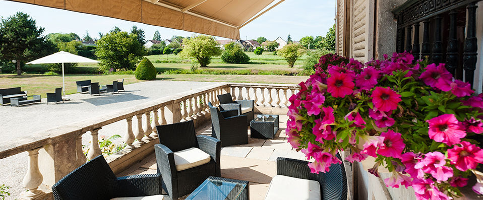 Château de Saulon ★★★★ - Dernière minute - Sur la route des vins dans un château au goût du jour. - Côte-d'Or, France