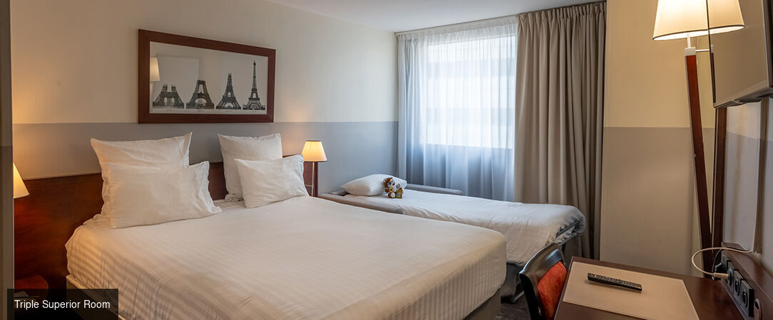 Mercure Paris Gare Montparnasse TGV ★★★★ - Montparnasse marvel: where every stay is a Parisian adventure. - Paris, France