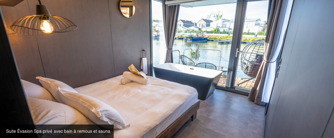 L'Escale Royale L'Isle Adam - Le confort d’une suite de luxe posée sur l’eau à l’Isle Adam. - Val-d'Oise, France