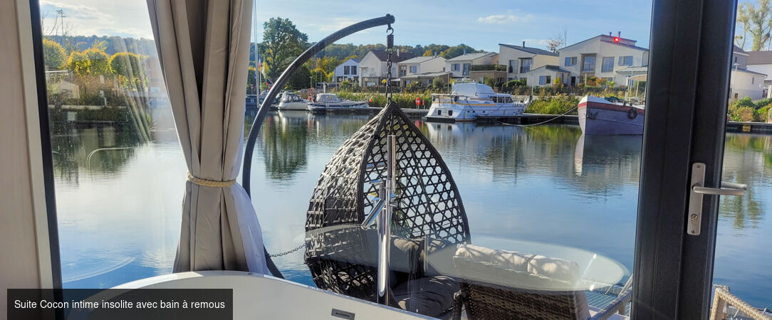 L'Escale Royale L'Isle Adam - Le confort d’une suite de luxe posée sur l’eau à l’Isle Adam. - Val-d'Oise, France