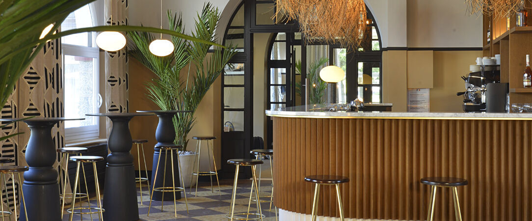 Hôtel de Diane ★★★★ - Dernière minute - Hôtel emblématique face à la plage. - Côtes-d'Armor, France