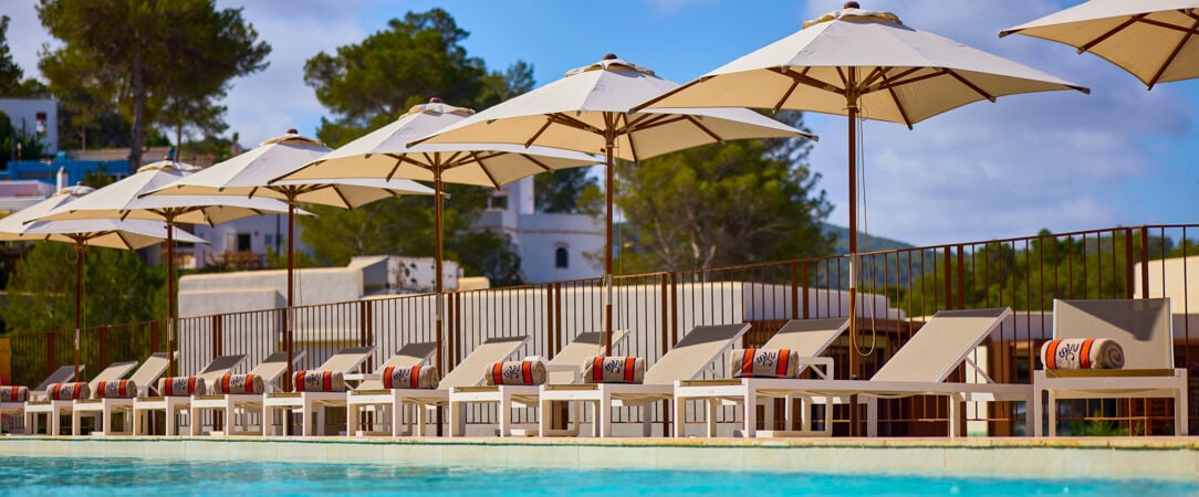 Cala San Miguel Hotel Ibiza, Curio Collection by Hilton - Adults Only ★★★★★ - Échappée de luxe à Ibiza, dans une crique entre plages de sable fin et montagnes. - Ibiza, Espagne